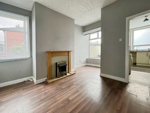 Dining room- click for photo gallery